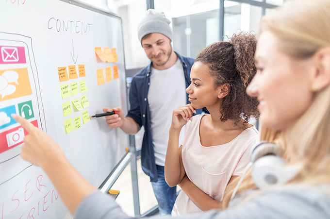 Grupo de Trabajores Creando Nuevas Ideas
