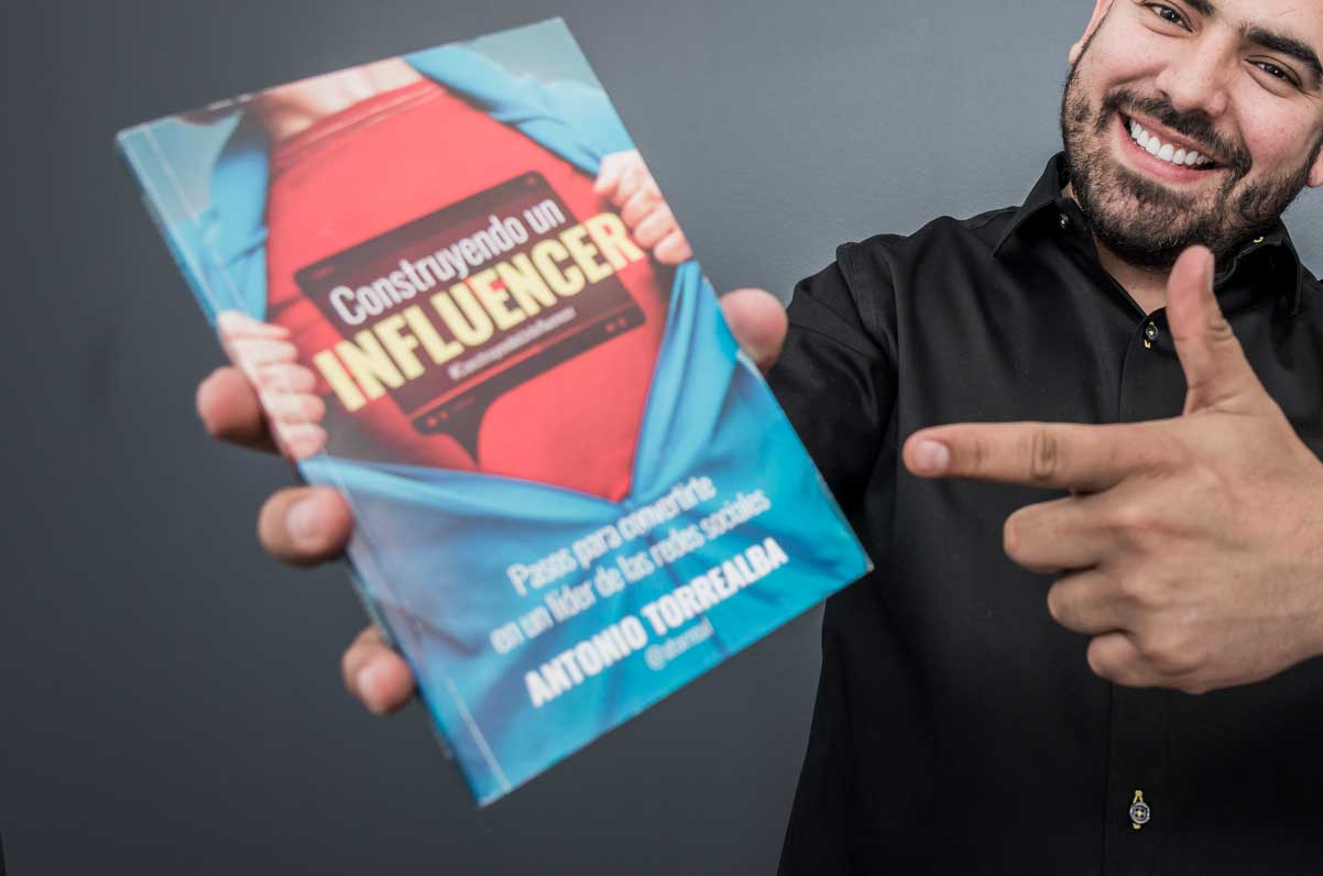 Desarrollar marca con un libro