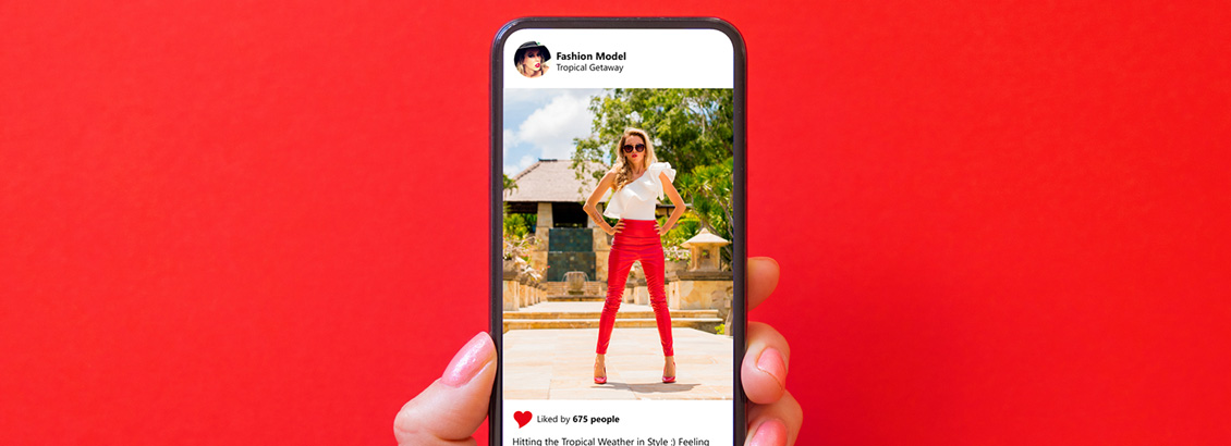 Fotografa de Mujer Posando Para Foto de Perfil Profesional
